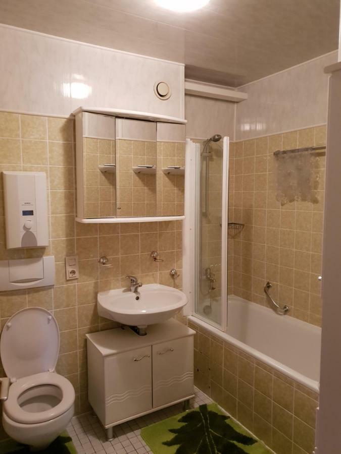 Ferienwohnung 60 qm mit Aussicht in Konz Exterior foto